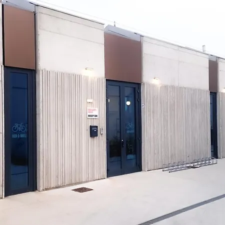 Bed & Bike * 圣乔瓦尼·因皮尔斯